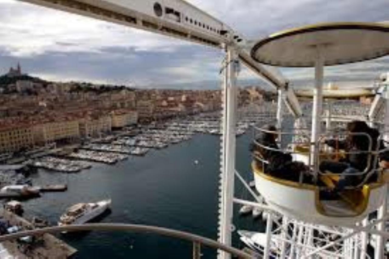 Studio Charles De Gaulle - Vieux Port Apartment Marseille Exterior photo